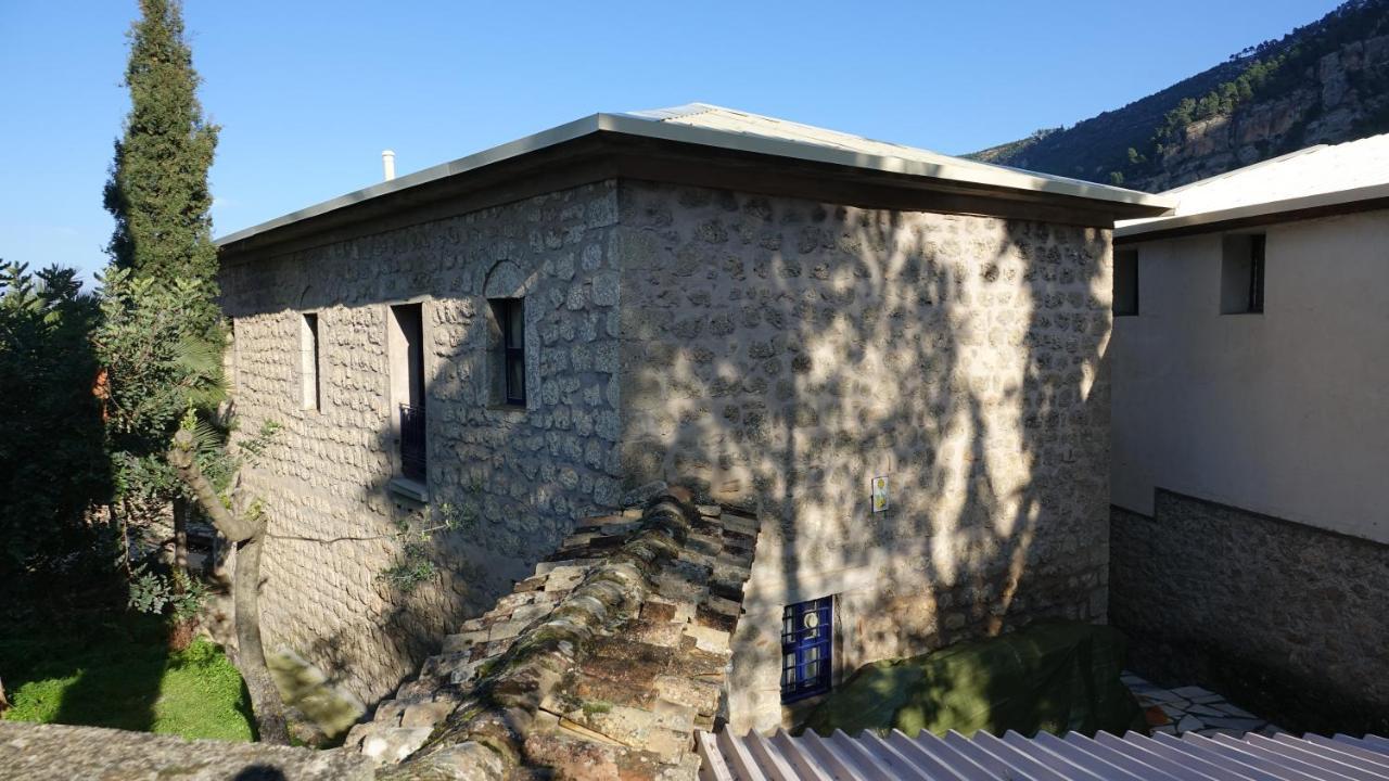 Aegae The Old Olive Mill Houseヴィラ エクステリア 写真