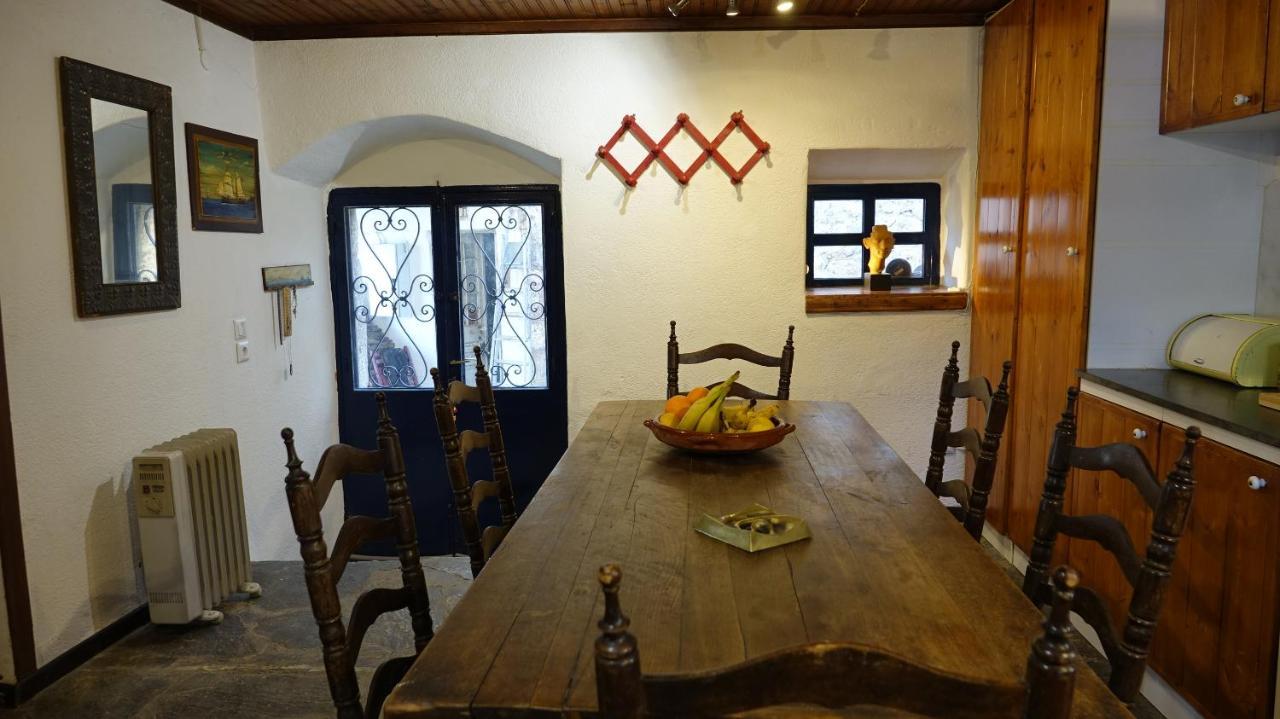 Aegae The Old Olive Mill Houseヴィラ エクステリア 写真