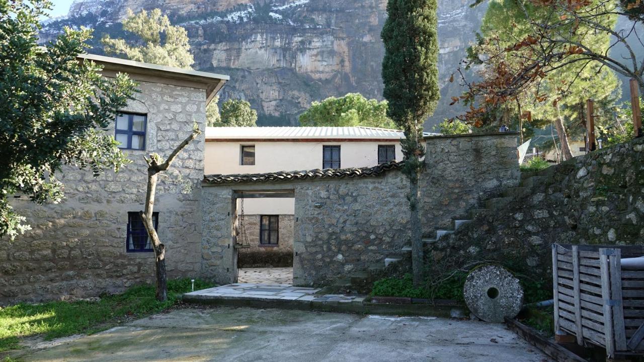 Aegae The Old Olive Mill Houseヴィラ エクステリア 写真