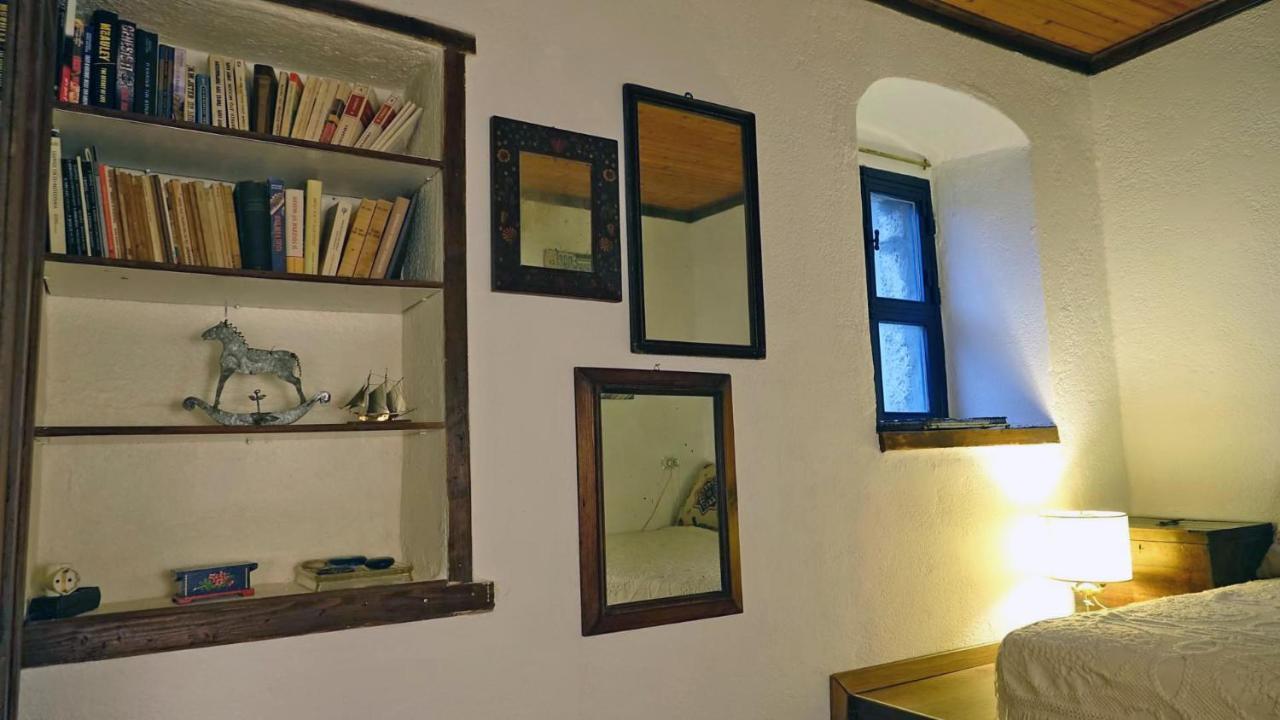 Aegae The Old Olive Mill Houseヴィラ エクステリア 写真